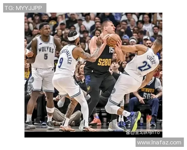 掘金赛场突发小插曲裁判沉着应对化解矛盾保障比赛顺利进行