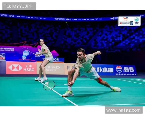 羽毛球巅峰对决精彩回放与细致技术点评助你全面提升球场表现 羽毛球巅峰对决精彩回放与细致技术点评助你全面提升球场表现